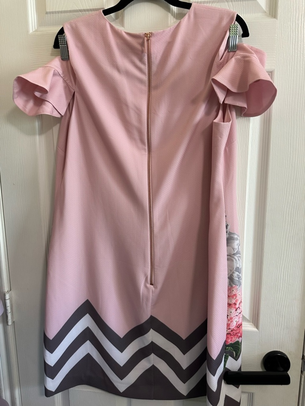Ted Baker Haiilie Palace Gardens cold shouder pink floral dress size 5 - Picture 5 of 5